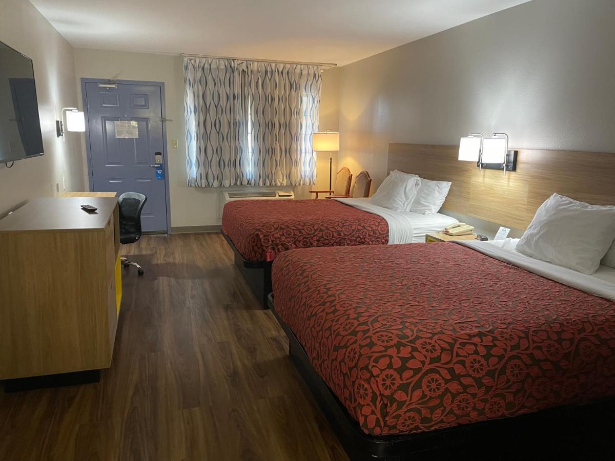 Days Inn By Wyndham Portland/Corpus Christi Exterior photo